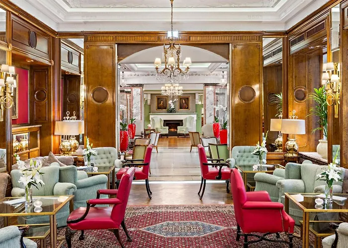 Europaeischer Hof Heidelberg, Bestes Deutschlands In Historischer Architektur ハイデルベルク