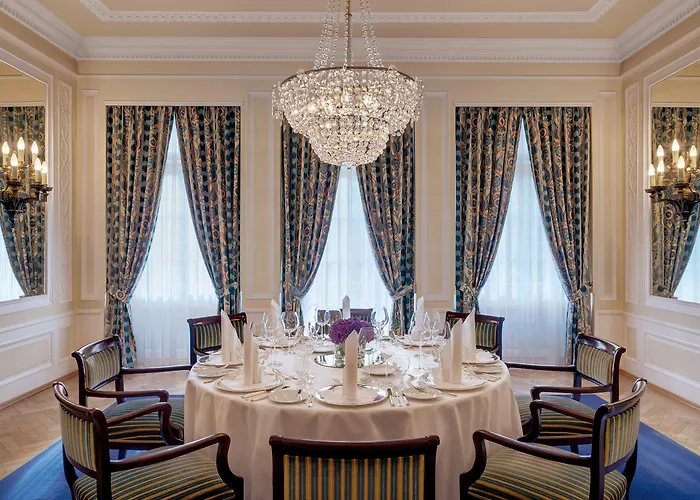 Europaeischer Hof Heidelberg, Bestes Deutschlands In Historischer Architektur Szálloda