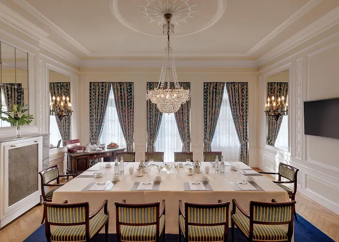 Europaeischer Hof Heidelberg, Bestes Deutschlands In Historischer Architektur 5*